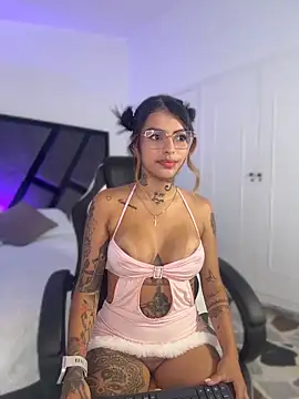 Abi sexxx1 online show from 6, 5, 2026