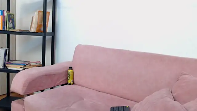 Kitty f00x online show from 18, 3, 2026