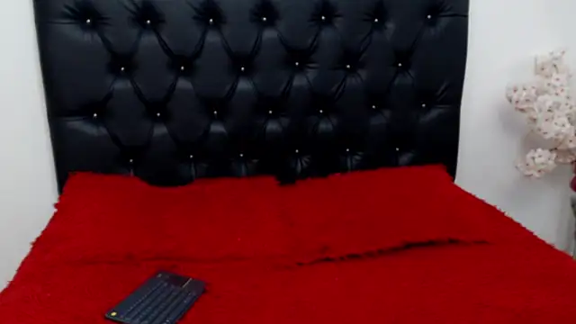 Snapshot of Kitty_f00x chatting on 12, 2, 2026 Kitty f00x online show from 12, 2, 2026