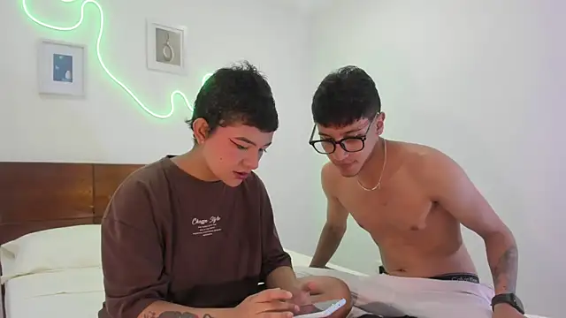 Snapshot of hardcoreheat_ind chatting on 9, 2, 2026 hardcoreheat ind online show from 9, 2, 2026