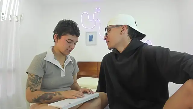 Snapshot of hardcoreheat_ind chatting on 14, 2, 2026 hardcoreheat ind online show from 14, 2, 2026