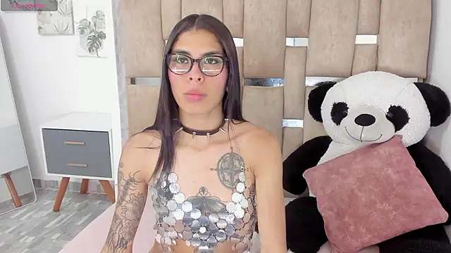 Snapshot of ValentiinaMoon chatting on 18, 2, 2026 ValentiinaMoon online show from 18, 2, 2026