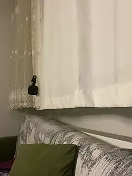 Snapshot of seluna_baby chatting on 17, 2, 2026 seluna baby online show from 17, 2, 2026