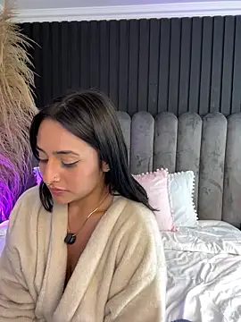Nanda vixen  online show from 28, 5, 2026