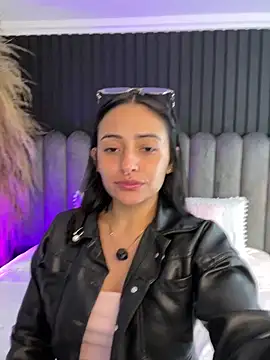 Nanda vixen  online show from 23, 5, 2026