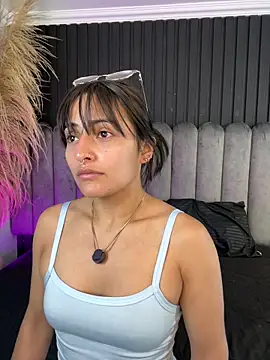 Nanda vixen  online show from 11, 3, 2026