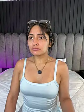 Nanda vixen  online show from 30, 3, 2026