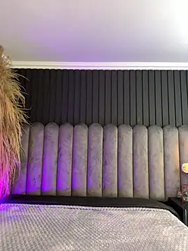Nanda vixen  online show from 17, 5, 2026