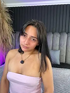 Nanda vixen  online show from 23, 4, 2026