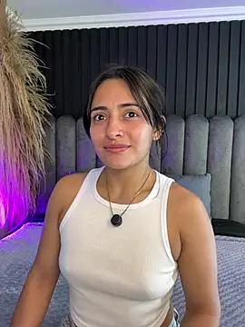 Nanda vixen  online show from 14, 5, 2026