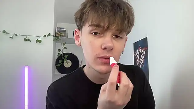 YourMilkyGuy online show from 5, 5, 2026