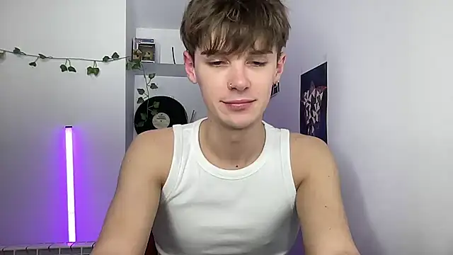 YourMilkyGuy online show from 30, 4, 2026