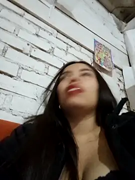 Ariana Castillo   online show from 20, 2, 2026