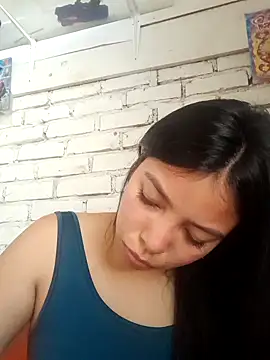 Ariana Castillo   online show from 1, 3, 2026