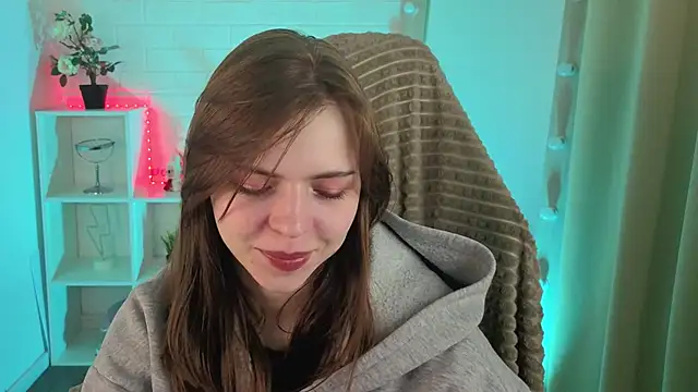 Snapshot of LesleySky chatting on 4, 3, 2026 LesleySky online show from 4, 3, 2026