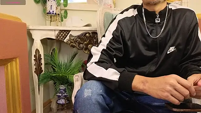 Snapshot of ItsZairen chatting on 28, 2, 2026 ItsZairen online show from 28, 2, 2026