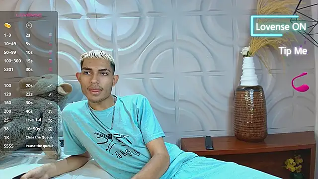 ItsZairen online show from 12, 4, 2026