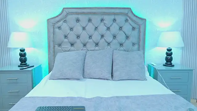 Snapshot of LaurenHazell chatting on 26, 2, 2026 LaurenHazell online show from 26, 2, 2026