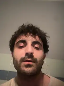 Snapshot of elia2711 chatting on 16, 2, 2026 elia2711 online show from 16, 2, 2026