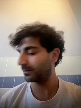 Snapshot of elia2711 chatting on 15, 2, 2026 elia2711 online show from 15, 2, 2026