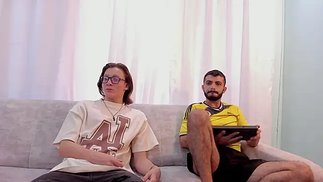 close friends online show from 8, 5, 2026