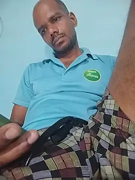 Snapshot of Daddyishere_19 chatting on 5, 6, 2026 Daddyishere 19 online show from 5, 6, 2026