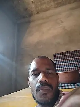 Snapshot of Daddyishere_19 chatting on 27, 6, 2026 Daddyishere 19 online show from 27, 6, 2026