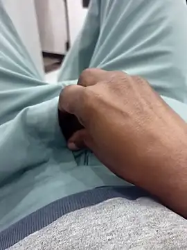 Daddyishere 19 online show from 13, 2, 2026