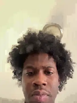 Snapshot of pussyeater_- chatting on 9, 2, 2026 pussyeater - online show from 9, 2, 2026