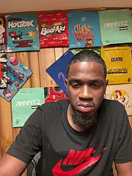 Snapshot of pussyeater_- chatting on 27, 2, 2026 pussyeater - online show from 27, 2, 2026