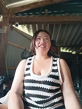 Snapshot of lisn-cute chatting on 11, 6, 2026 lisn-cute online show from 11, 6, 2026