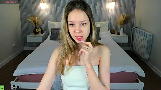 Mini Allice online show from 28, 2, 2026