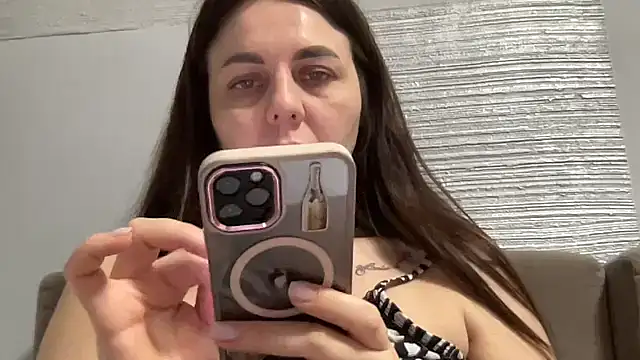 Darsy Rox online show from 14, 2, 2026