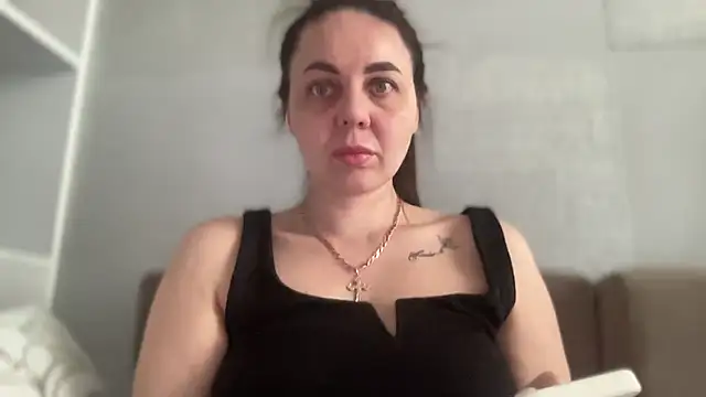 Darsy Rox online show from 10, 4, 2026