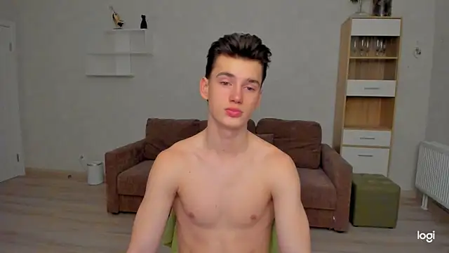 Max foks  online show from 5, 4, 2026