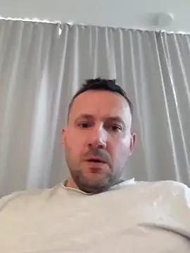 defaktor online show from 5, 4, 2026