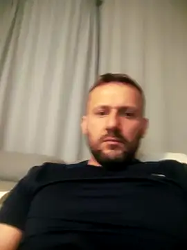 Snapshot of defaktor chatting on 15, 5, 2026 defaktor online show from 15, 5, 2026
