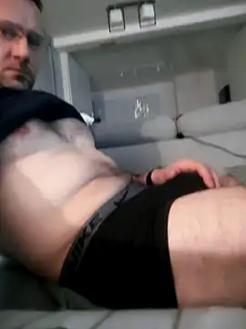 defaktor online show from 5, 4, 2026