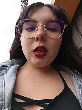 Yulska online show from 17, 4, 2026