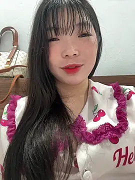 cuty lusy online show from 4, 3, 2026