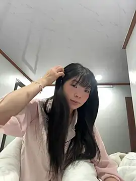 cuty lusy online show from 27, 2, 2026