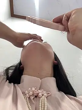 cuty lusy online show from 18, 2, 2026