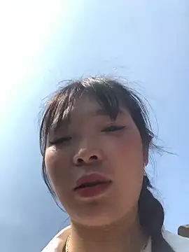 cuty lusy online show from 30, 3, 2026