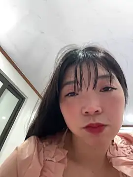 cuty lusy online show from 19, 2, 2026