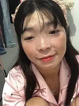 Snapshot of cuty_lusy chatting on 8, 7, 2026 cuty lusy online show from 8, 7, 2026