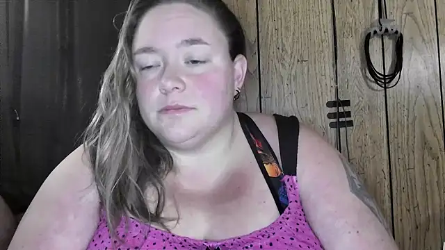 Snapshot of ladylynn13 chatting on 14, 2, 2026 ladylynn13 online show from 14, 2, 2026