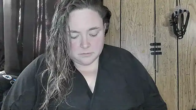 ladylynn13 online show from 5, 3, 2026