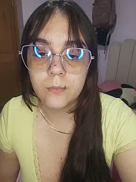 Snapshot of its_lauu_ chatting on 12, 2, 2026 its lauu online show from 12, 2, 2026