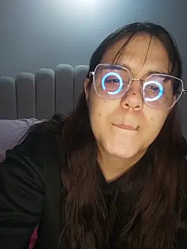 its lauu  online show from 8, 3, 2026