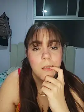 Snapshot of its_lauu_ chatting on 15, 2, 2026 its lauu online show from 15, 2, 2026